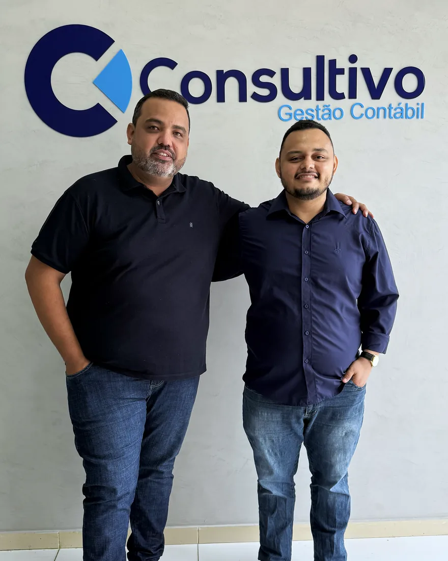 Jessé Alves e Thales Wendel no escritório da Consultivo